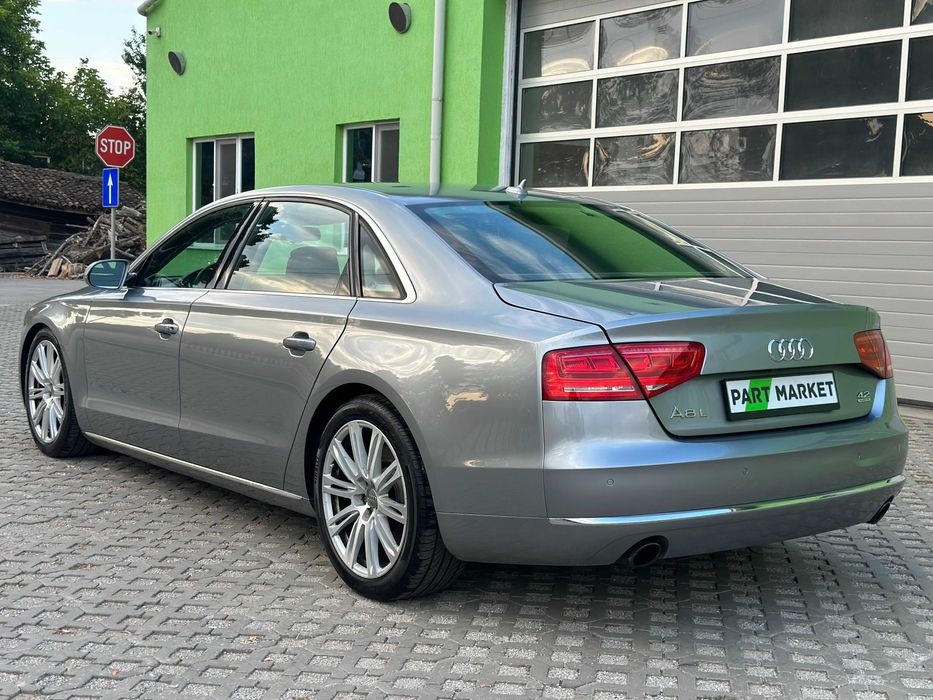 AUDI A8L 4.2FSI На Части