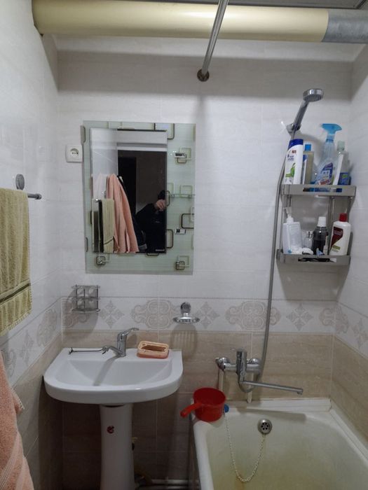 2-etaj 2 xonali Mikrorayon