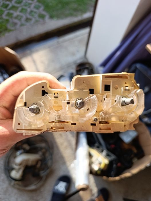 Хонда Сивик 7 дизел Радиатори, аербег,датчици, рамена чистачки,