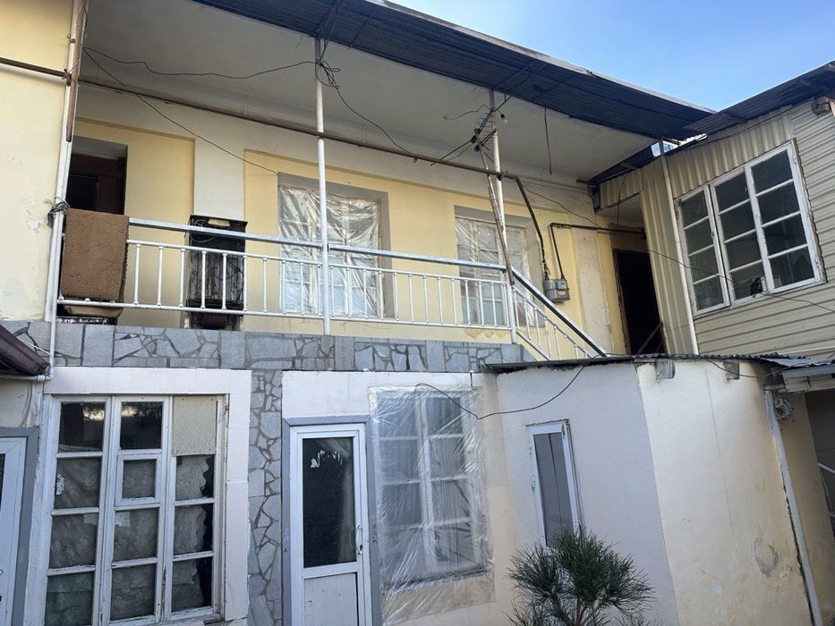 Arenda Kvartira Hovli 1 xona beriladi