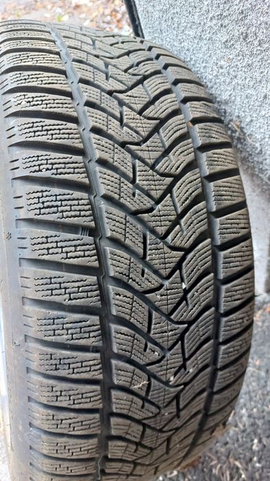 Зимни гуми 255 45 19 Dunlop