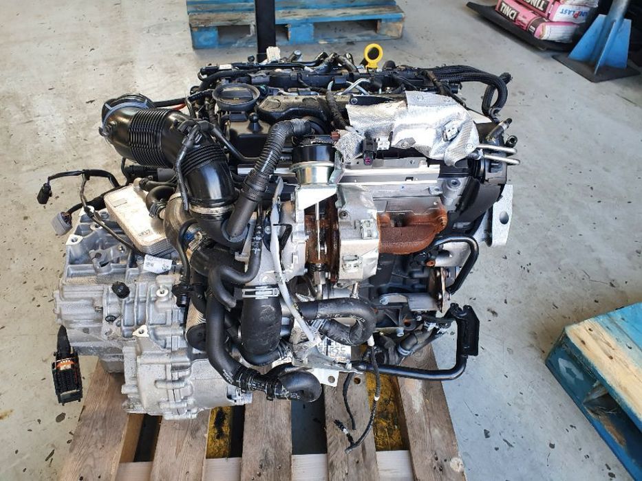 Injectoare, pompa, rampa injectie VW Motor 2.0 TDI cod motor: DFF