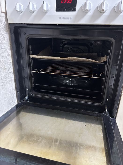 Индукционная электроплита hansa