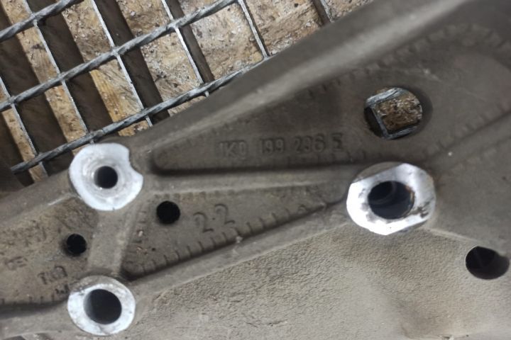 Jug cadru motor 1k0199369f 1.9 2.0 tdi Seat Leon 2 seria