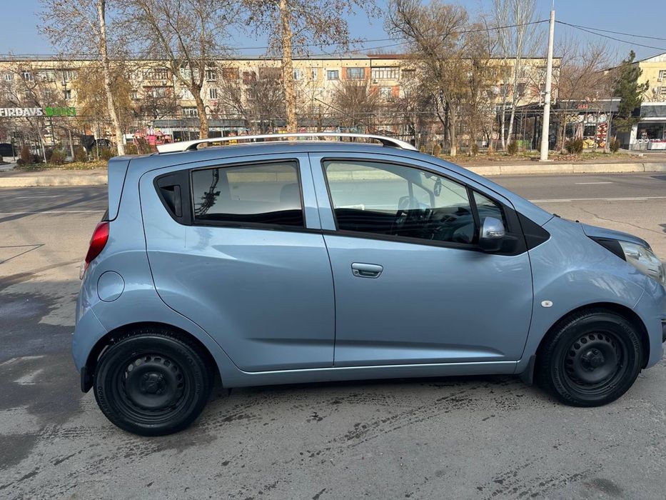 SPARK 2-позиция механика 2017  йил СОТИЛАДИ