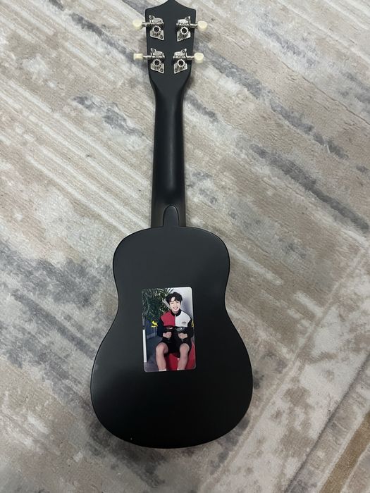 гитара укулеле,б/у