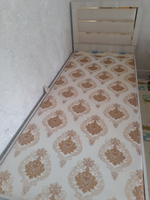 Yotoqxona uchun mebel devan