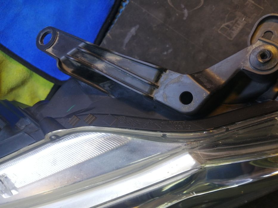 Фара тойота камри 50 Европа R