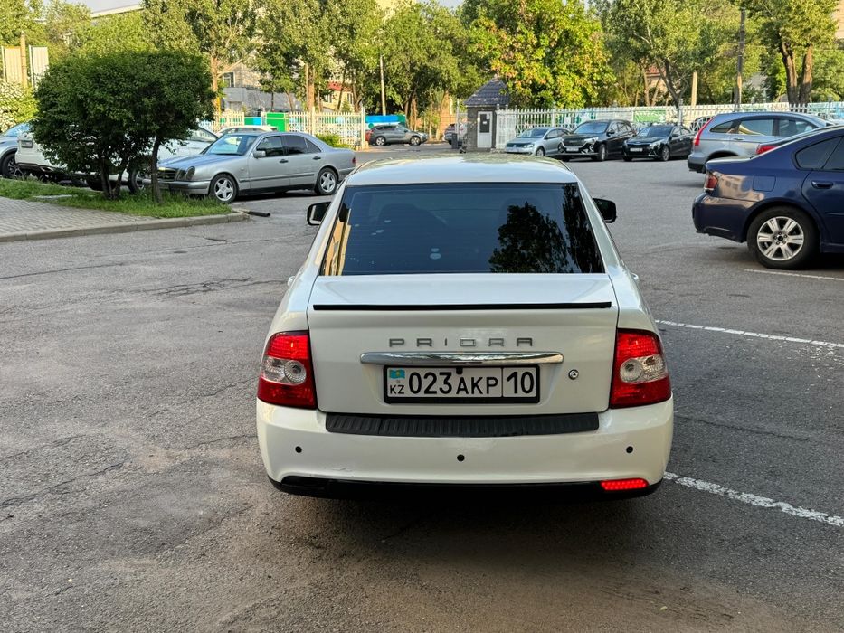 Lada priora 2013