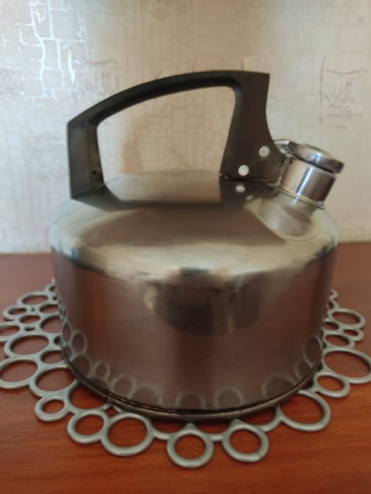 Чайник эмалированный