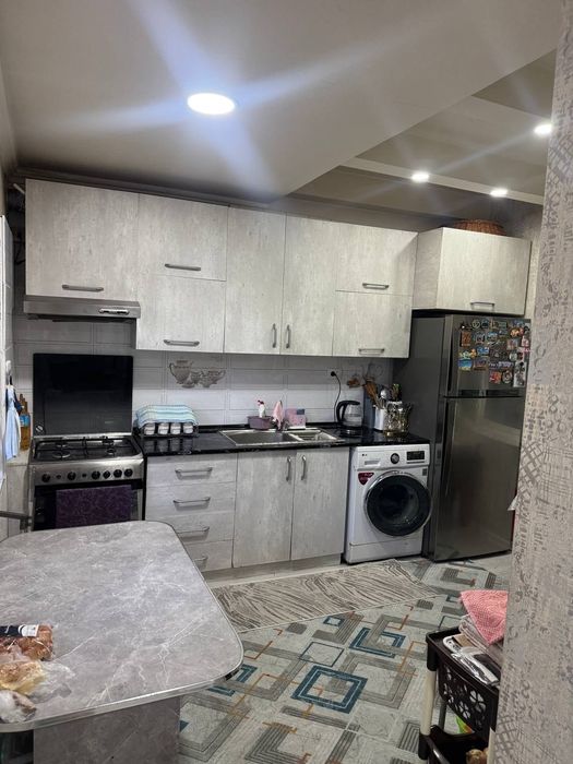 Продаётся квартира Юнусабад 17кв 3/1/5