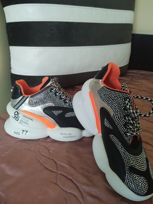 Дамски маратонки