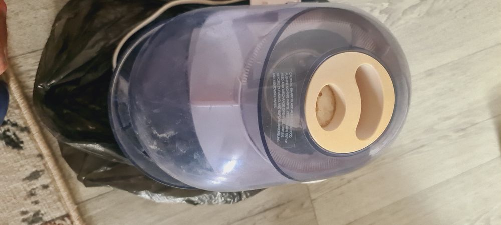 Соковыжималка для овощей и тд