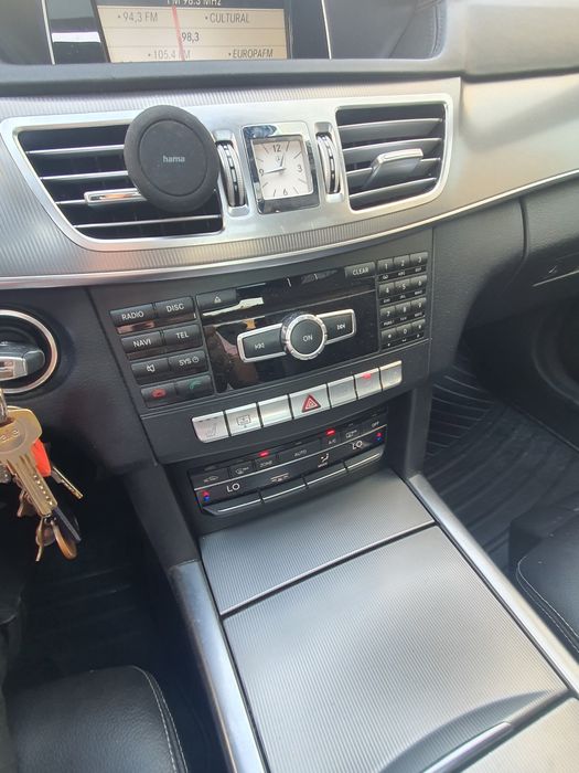 Vand Mercedez E 220- AMG LINE,PANORAMIC