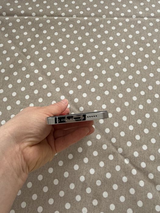 Продам IPhone 13 pro 256 гб