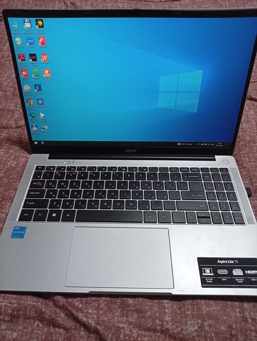 Acer noutbuk sotiladi