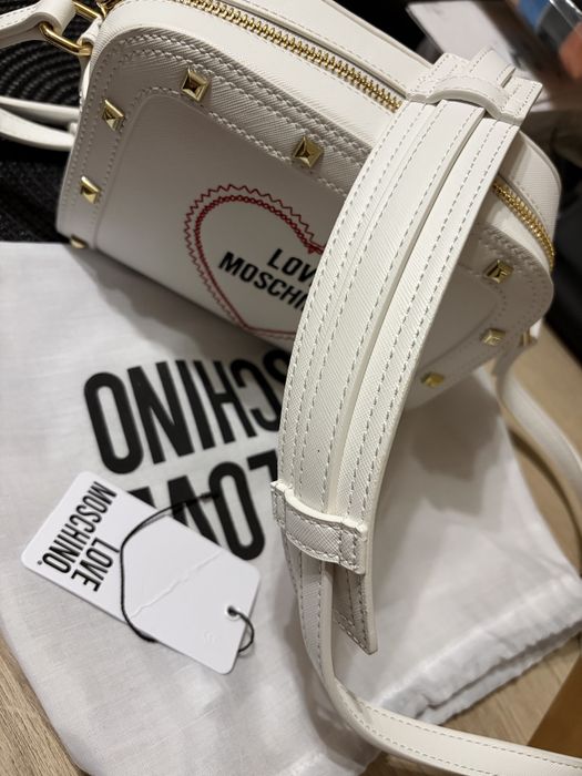 Оригинална дамска чанта Moschino