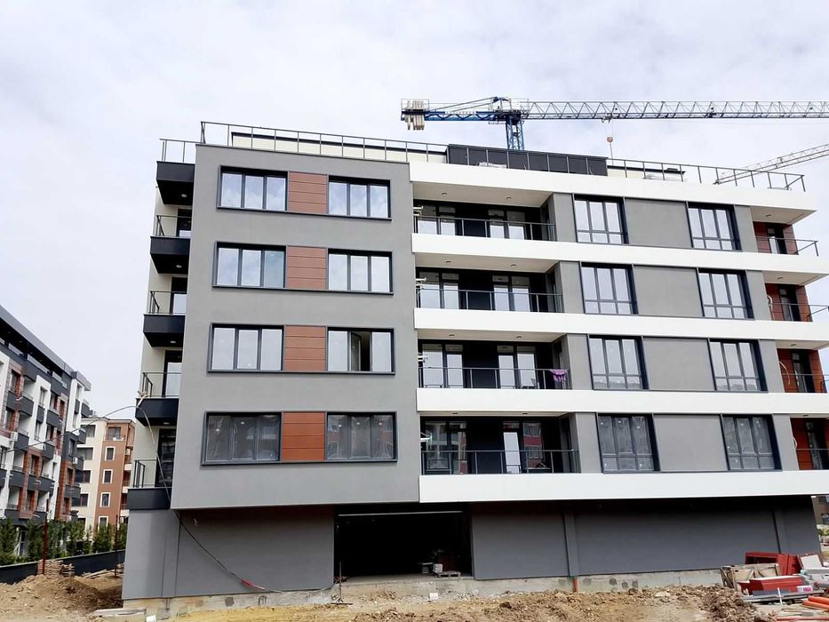 Продава се Тристаен апартамент в София, Малинова долина - 125 кв.м за 1955 €/кв.м - Снимка #1