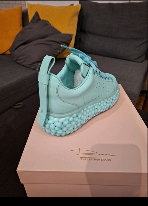 Маратонки кожени