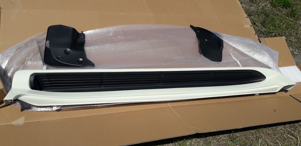 Порог левый на Лексус 570