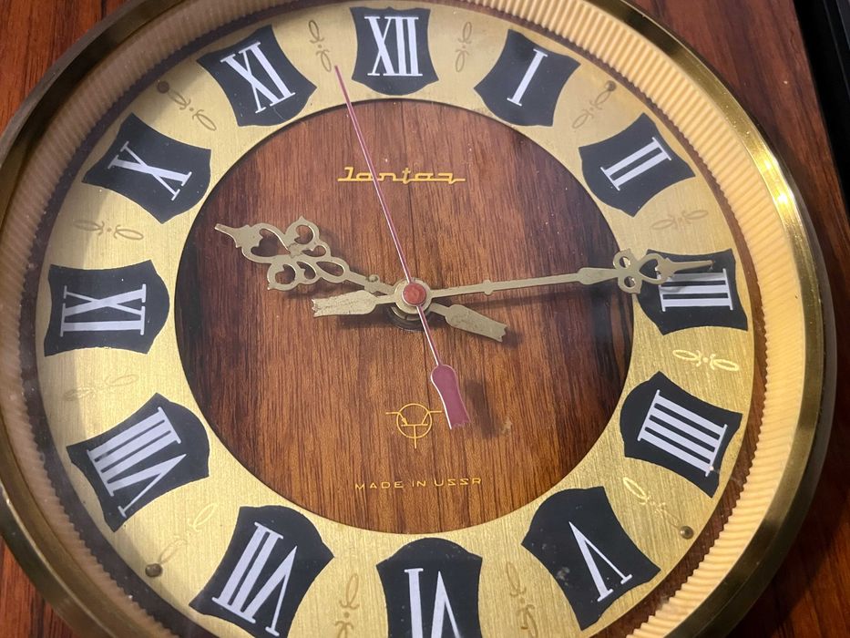 Ceas de perete vintage Sartaj Made in USSR functional baterie 1.5 V