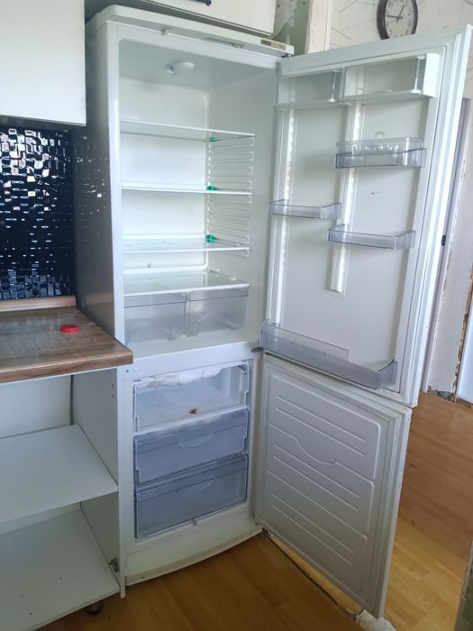 Продается мебель и техника