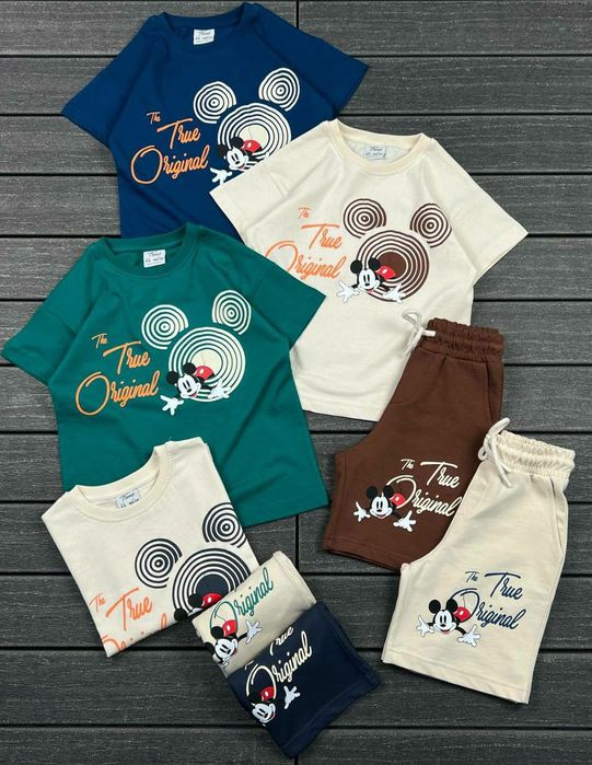 Compleu modern pentru băieți