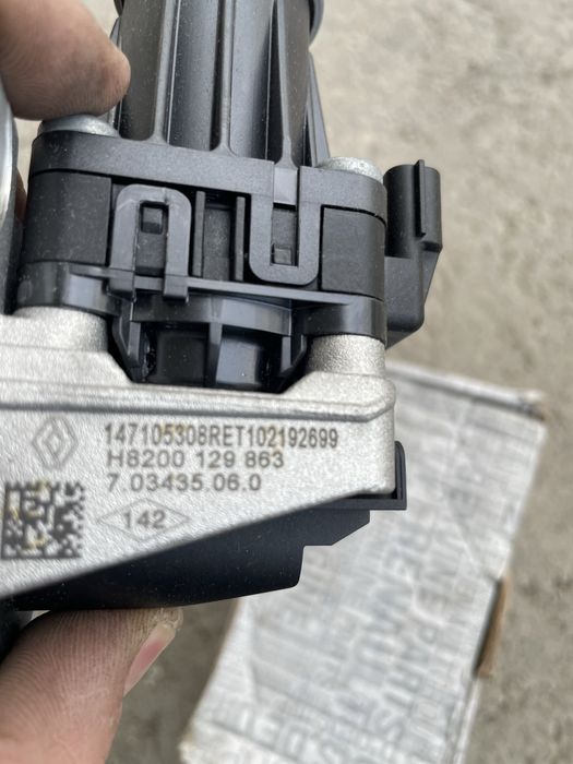 Egr  147105308R Pierburg 1,5 dci Renault Nissan Mercedes-Benz H8200129863 7.03435.02.0