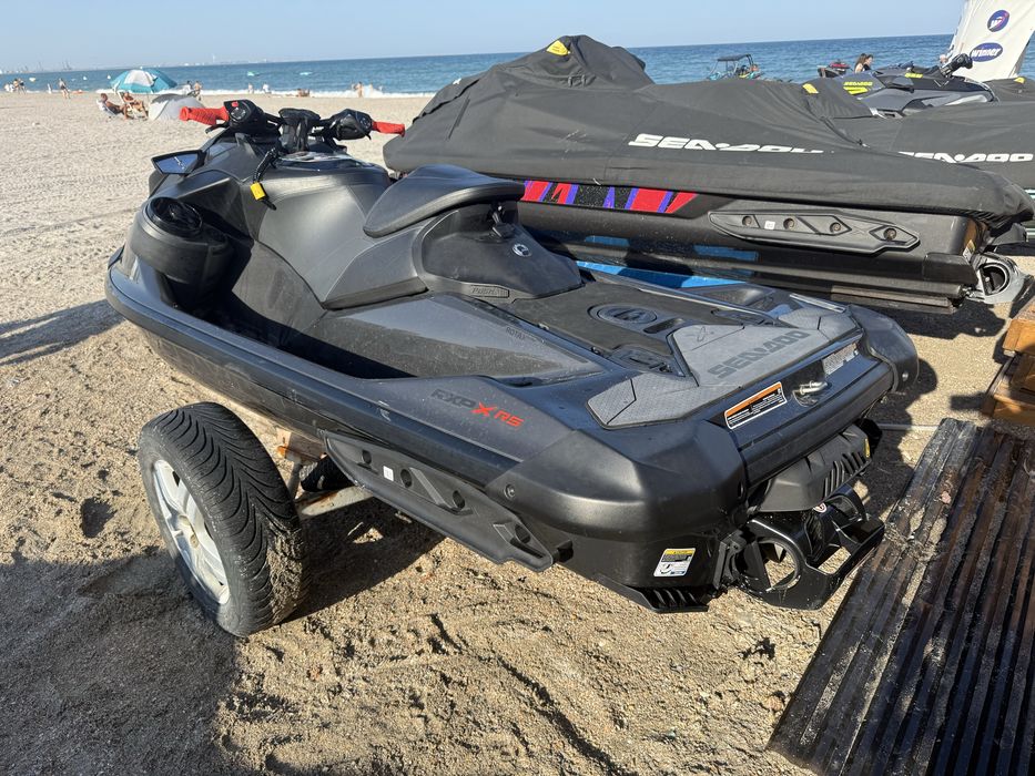 Jet ski Sea Doo RXP XRS 300 2023