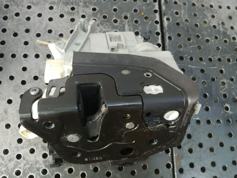 Broasca usa dreapta fata audi q5 8r 8j1837016c