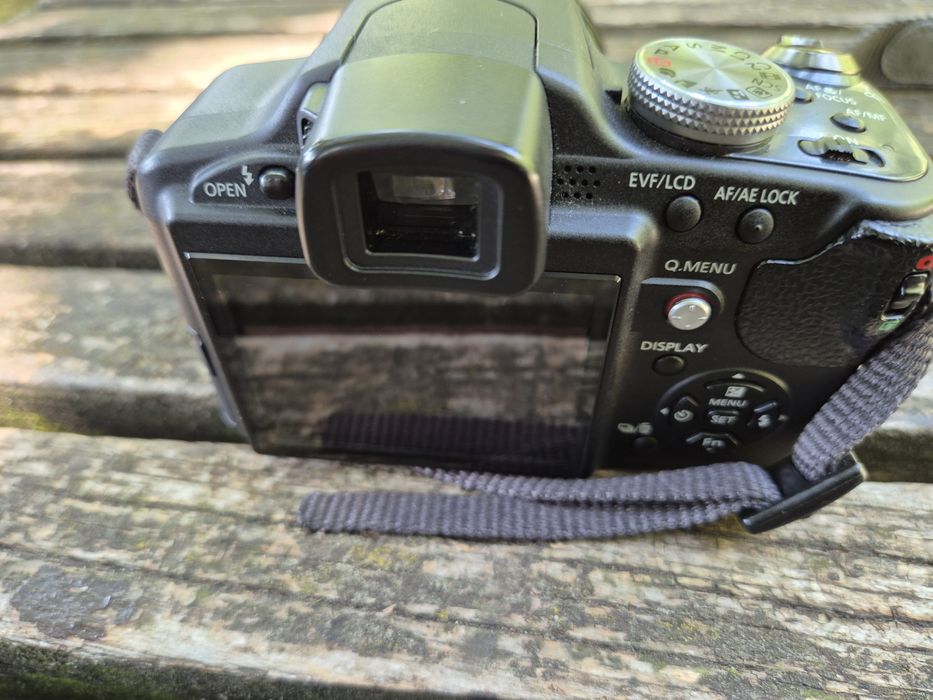 Panasonic Lumix FZ28 - super zoom камера с Leica обектив.