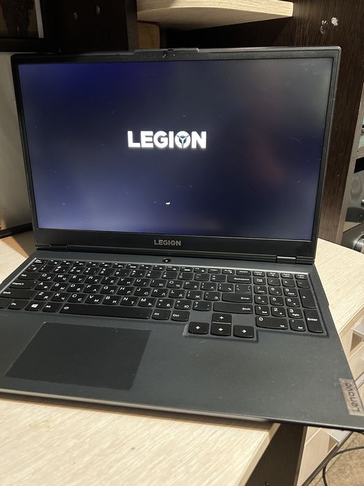 Срочно Ноутбук lenovo legion
