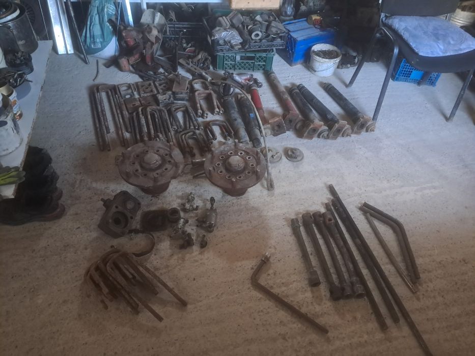 Chiulase,pistoane,biele,ax came,calculator motor man 180 Kai