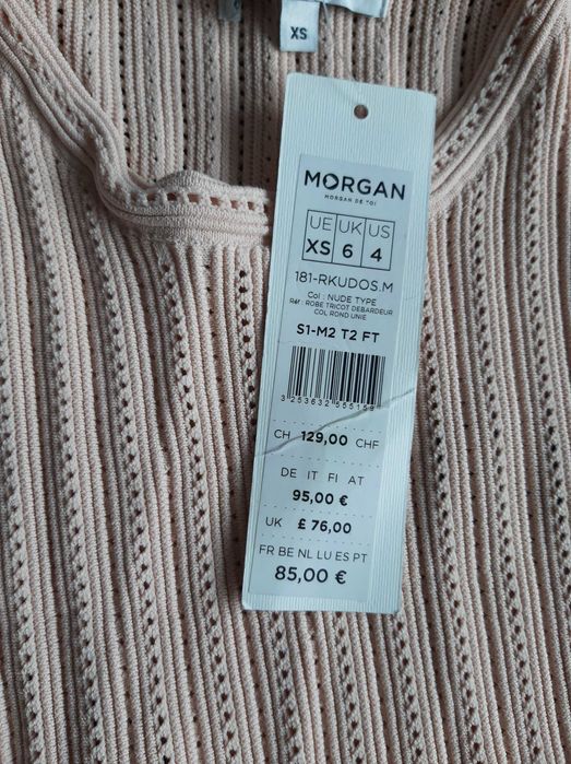 Нова рокля на MORGAN