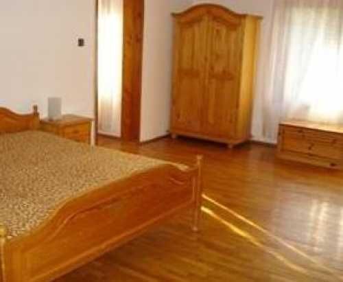 Дава се под наем Етаж от къща в София, Бояна - 110 кв.м за 375 € - Снимка #1