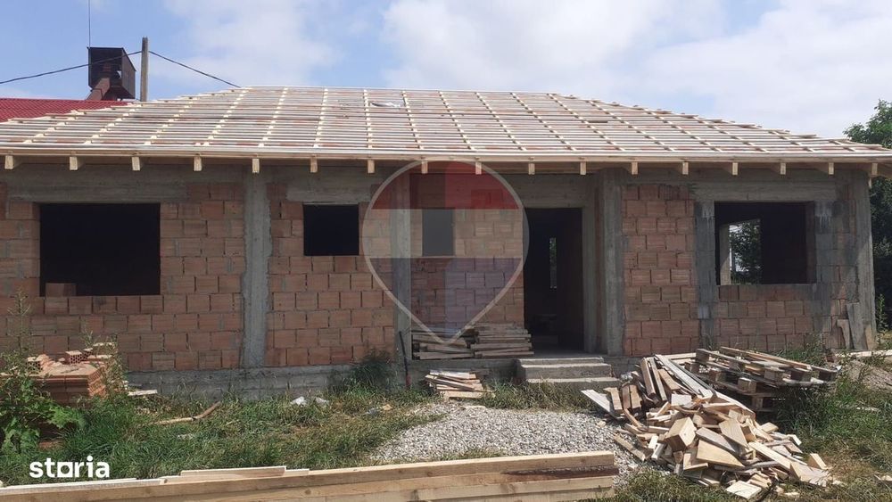 Casă individuală 4 camere în Hălchiu pe parter| Comision 0