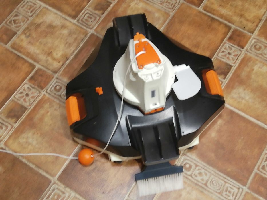 Robot curatare piscina, Bestway Flowclear AquaRover cu sistem navigare