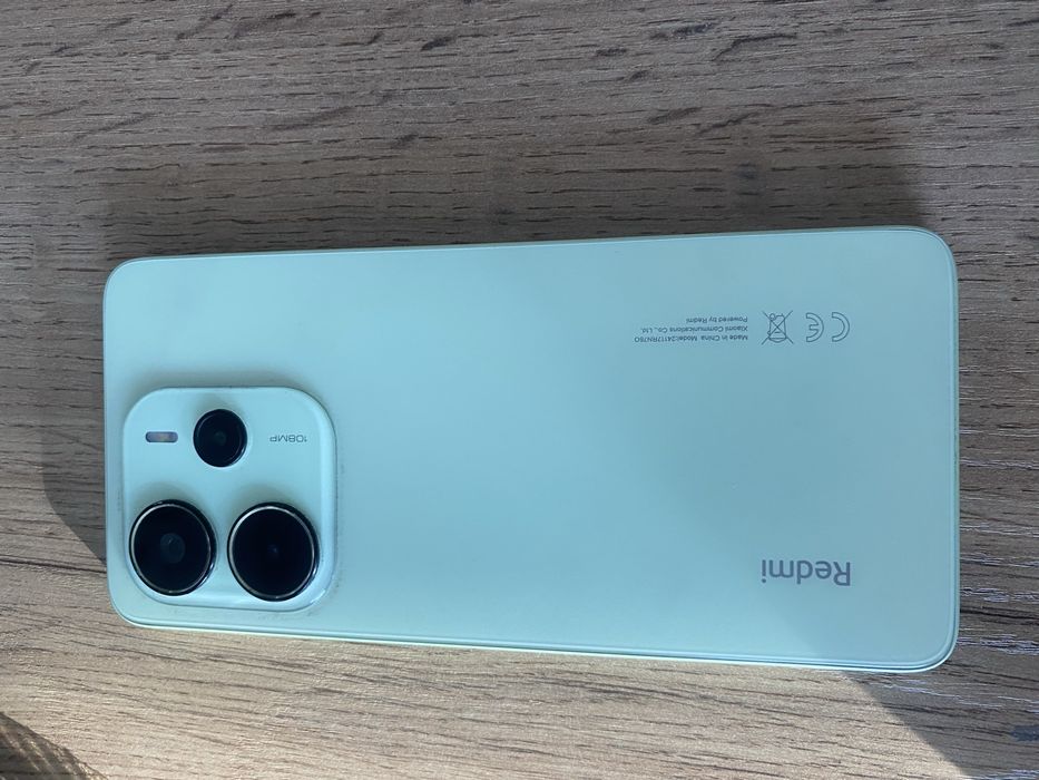 Продам  телефон новый