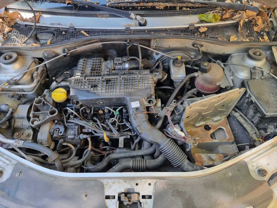 Dacia Logan 1.5 DCI На части