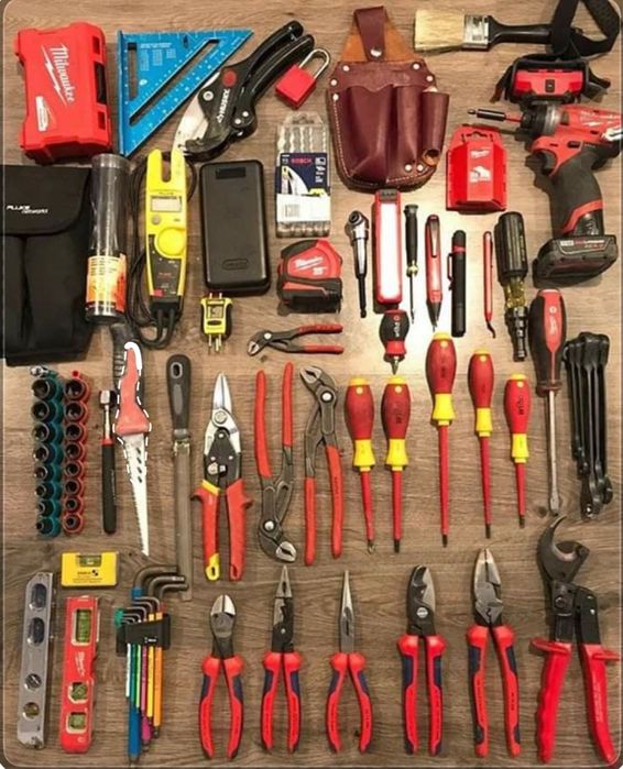 Мастер на час, электрик, сантехник.