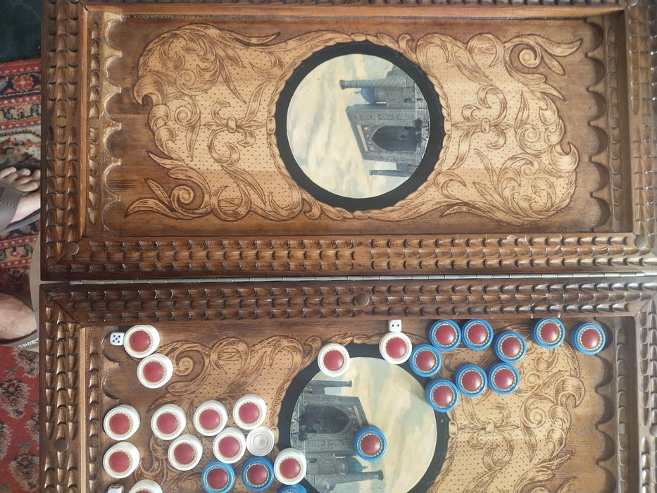 Продаю нарды из ореха ручная работа