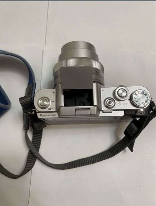 Aparat foto Panasonic lumix dmc gf-7 obiectiv G vario 12-32