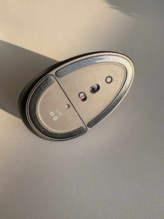 Мышь Logitech Lift