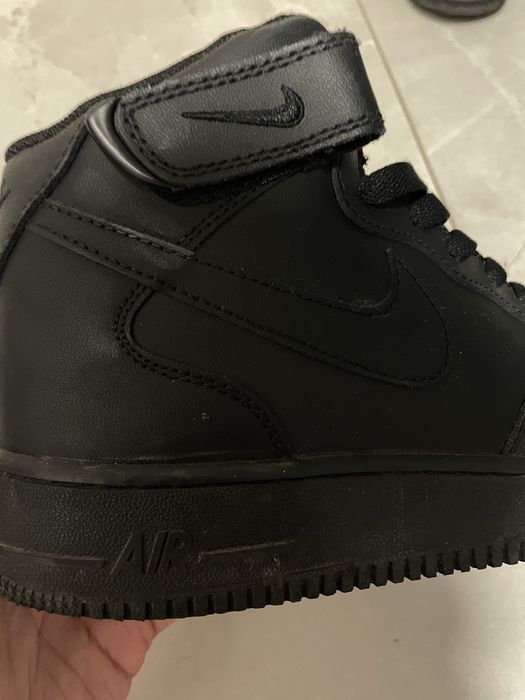 Air Force 1 Mid Negre
