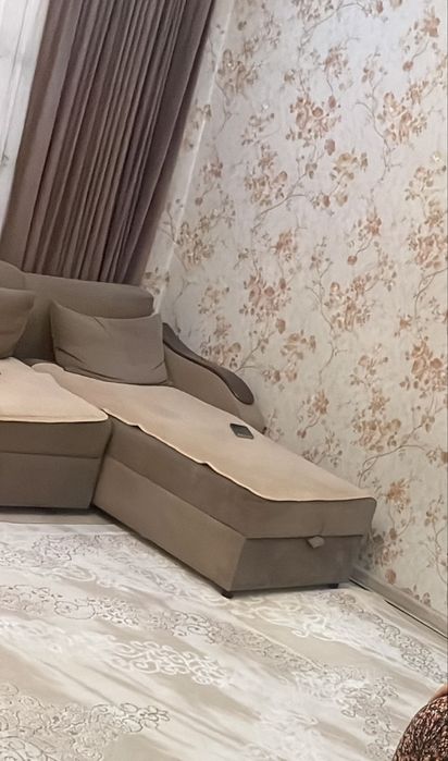 Срочно продам  Углавой диван