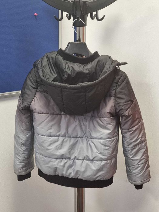 Geaca copii - GUESS KIDS unisex: vatelina si gluga detasabila-10 ani!