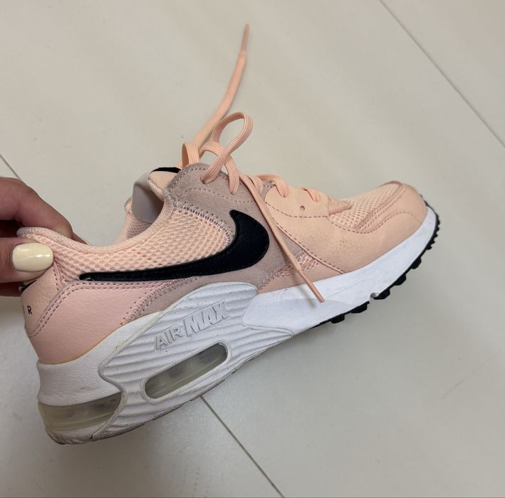 Розови маратонки Nike Air Max