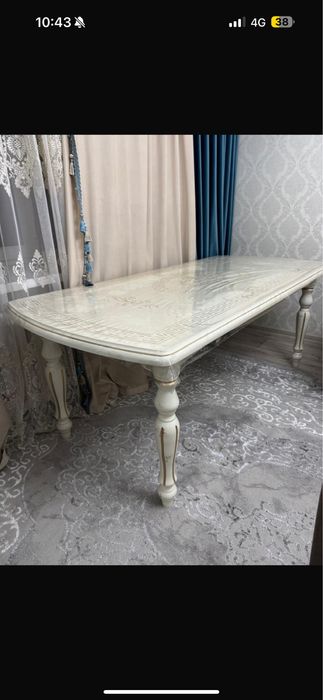 Продается стол в хорошем качестве