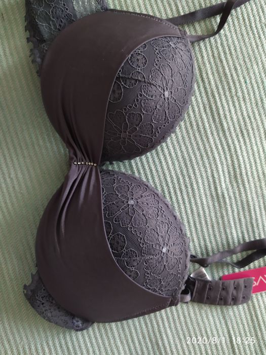 Продам бюстгальтер 85В