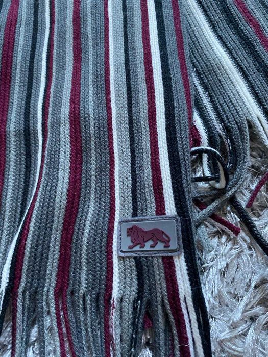 fular lonsdale barbatesc